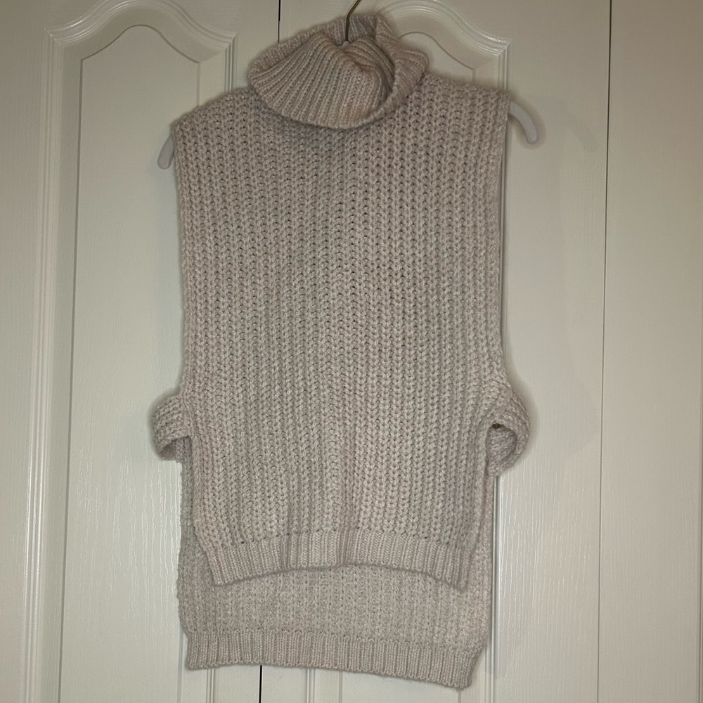Women’s Sleeveless Side Cut-Out Turtleneck Sweater | Size S